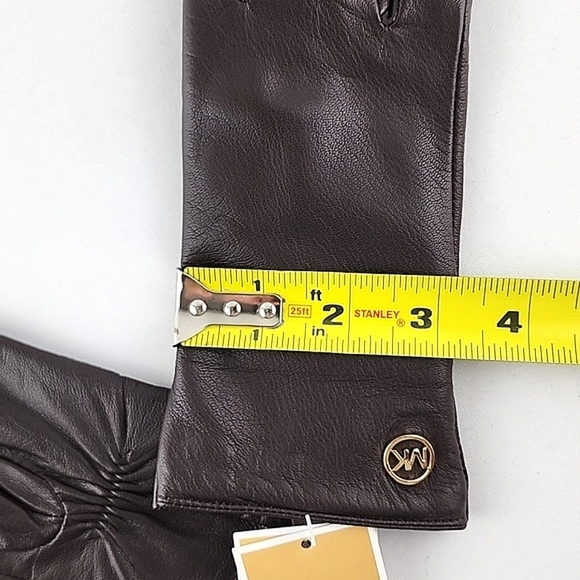 NWT Michael Kors Women Dark Brown Leather Gloves Touch Screen Fleece Lined Sz S - Picture 9 of 10
